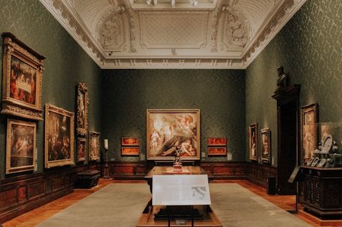 Art museum gallery